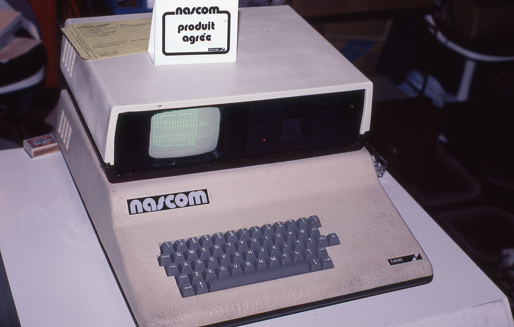 Nascom_2_Computer_1981.jpg