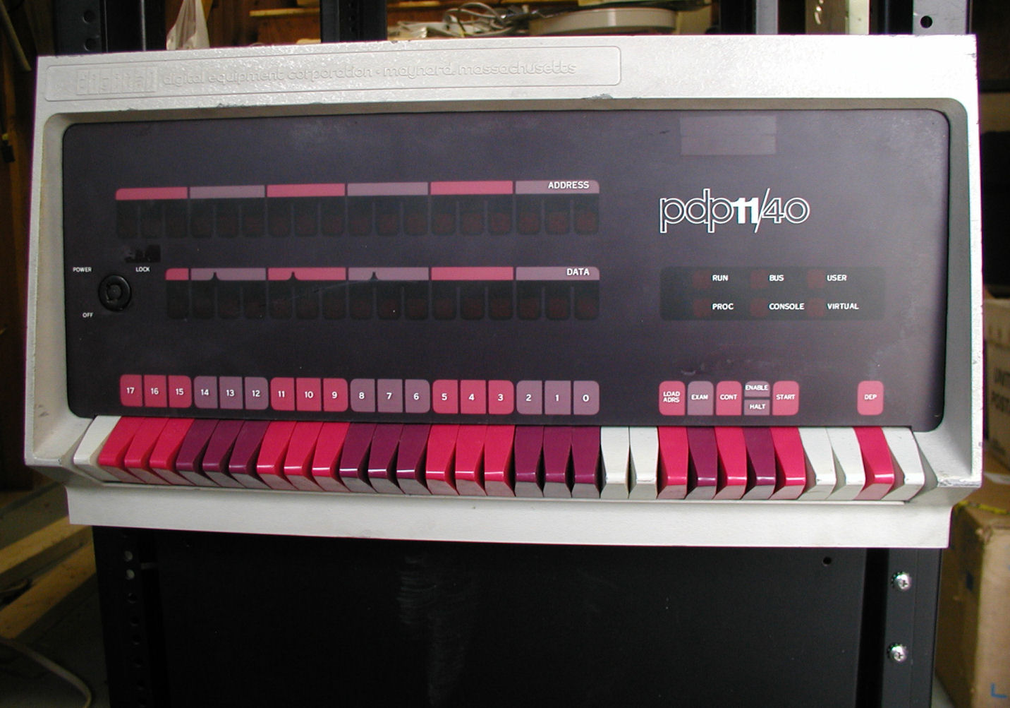 PDP11-40_fontpanel.JPG